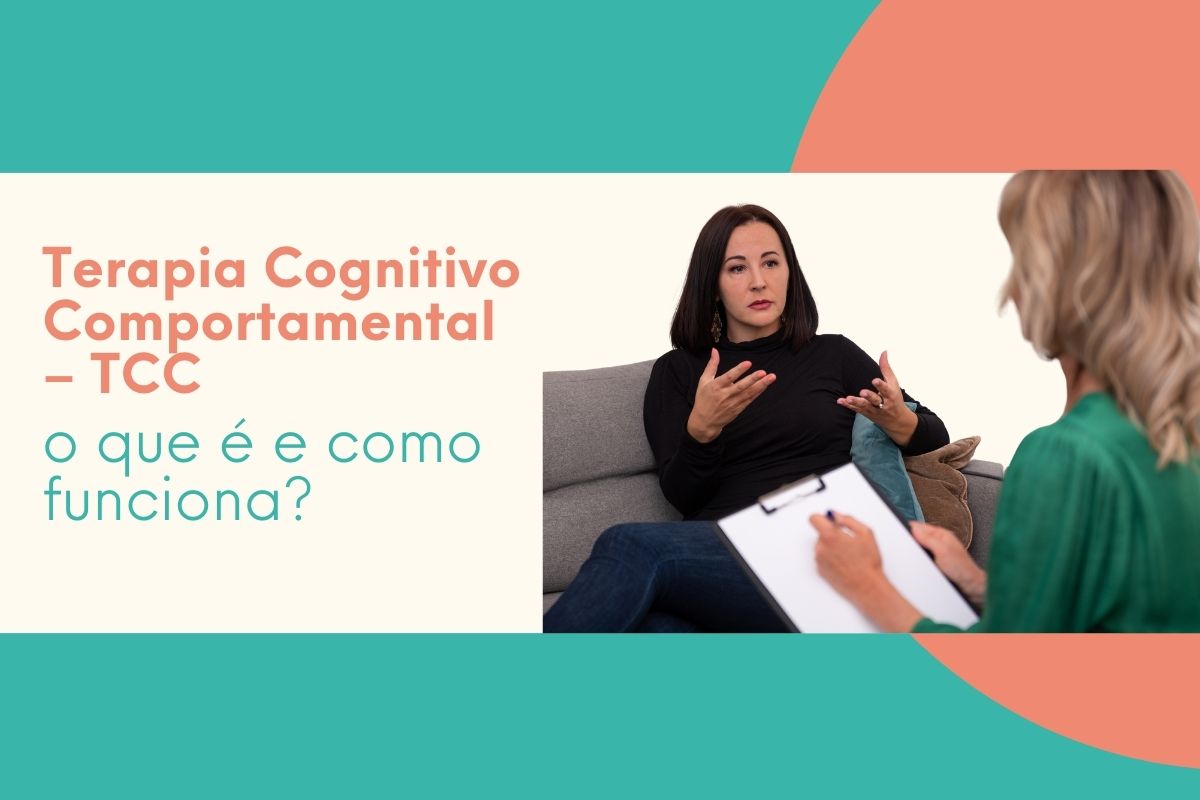 Sessão de Terapia Cognitivo-Comportamental com paciente conversando com psicóloga durante atendimento.