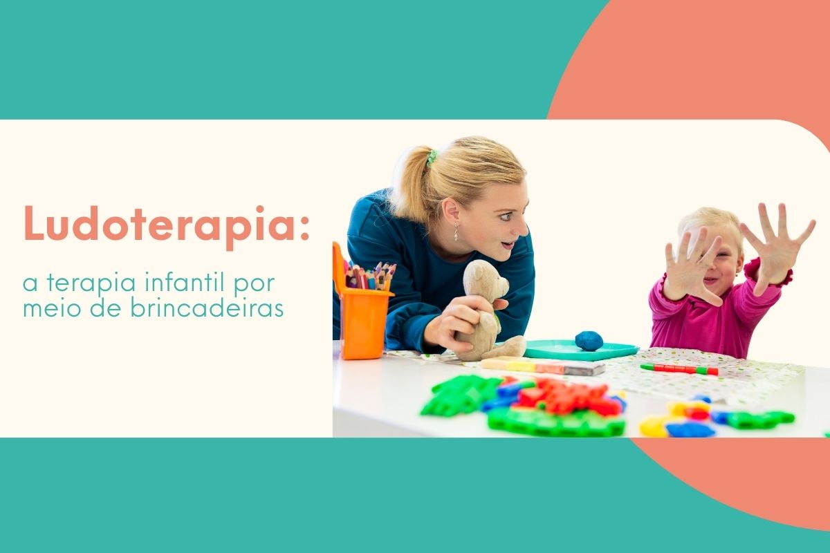 Psicóloga realizando ludoterapia com criança usando brinquedos e atividades lúdicas em sessão terapêutica