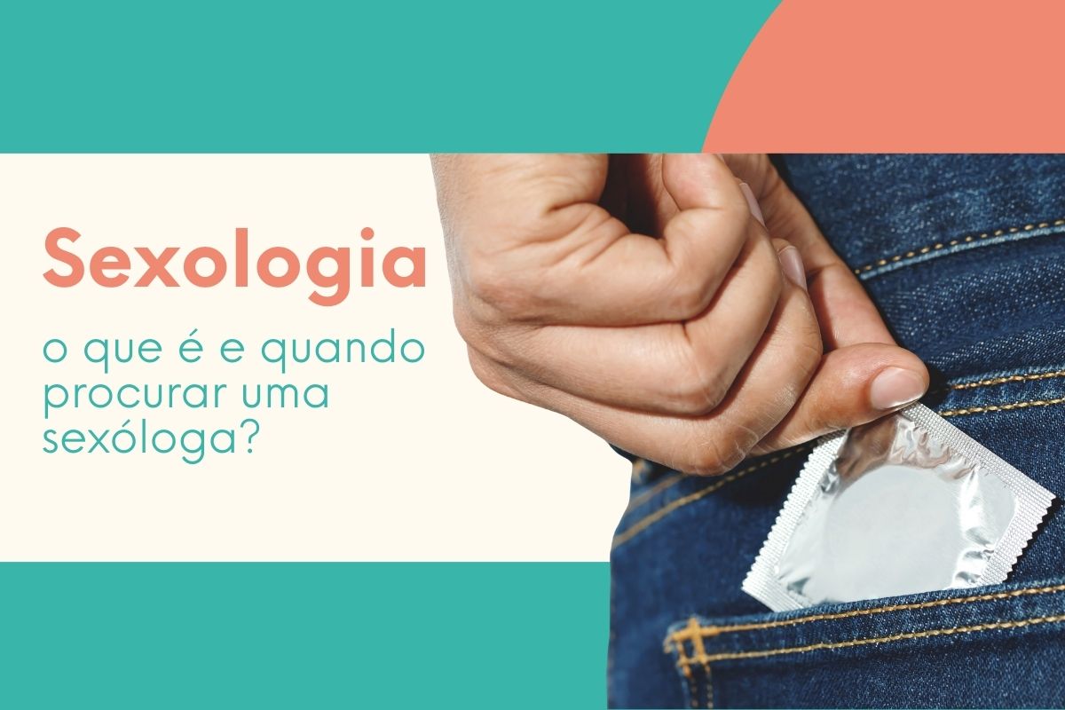 Mão segurando preservativo próximo ao bolso da calça, representando cuidado com a saúde sexual e orientação em sexologia