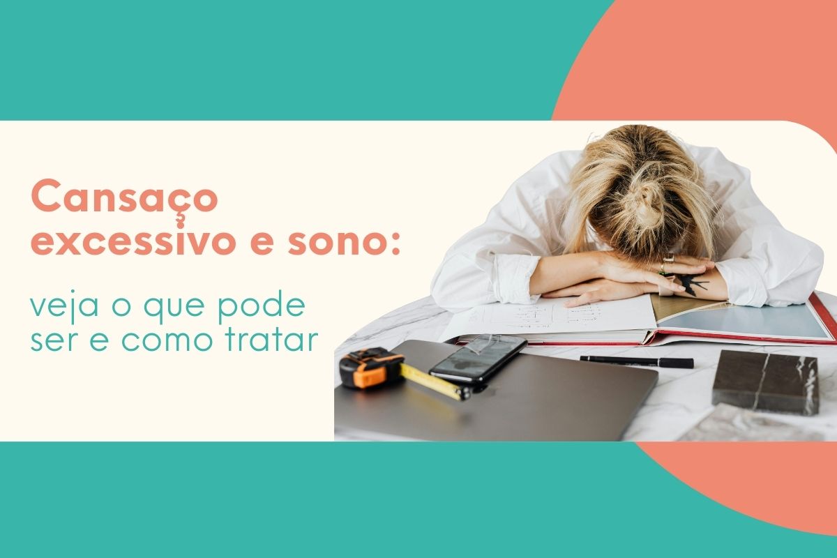 Mulher com a cabeça apoiada sobre a mesa demonstrando cansaço excessivo e sono durante o trabalho.