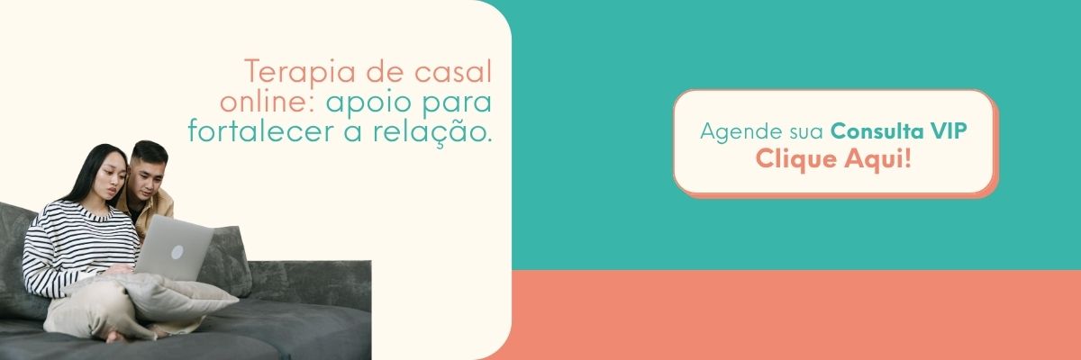 whatsapp Casal realizando terapia online pelo notebook com chamada para agendar consulta VIP