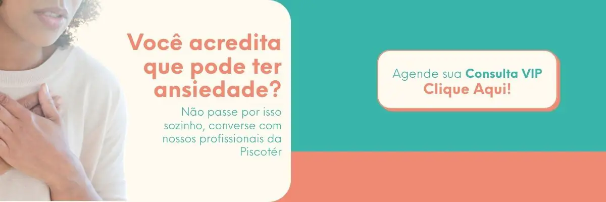 whatsapp Mulher com as mãos sobre o peito, representando ansiedade, tensão emocional e a busca por equilíbrio psicológico