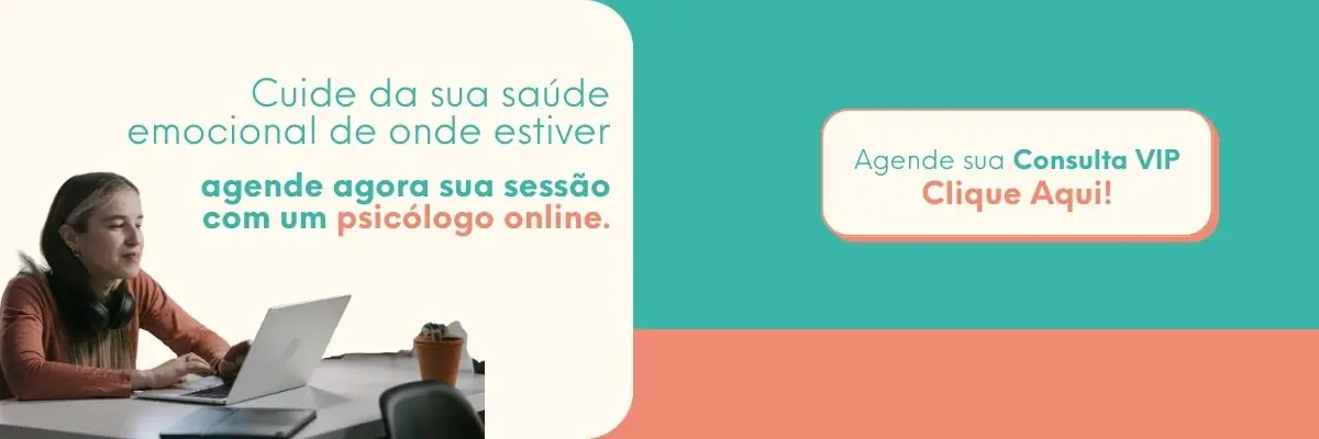 whatsapp Mulher utilizando notebook em casa para sessão com psicólogo online, representando atendimento psicológico remoto, seguro e acessível.